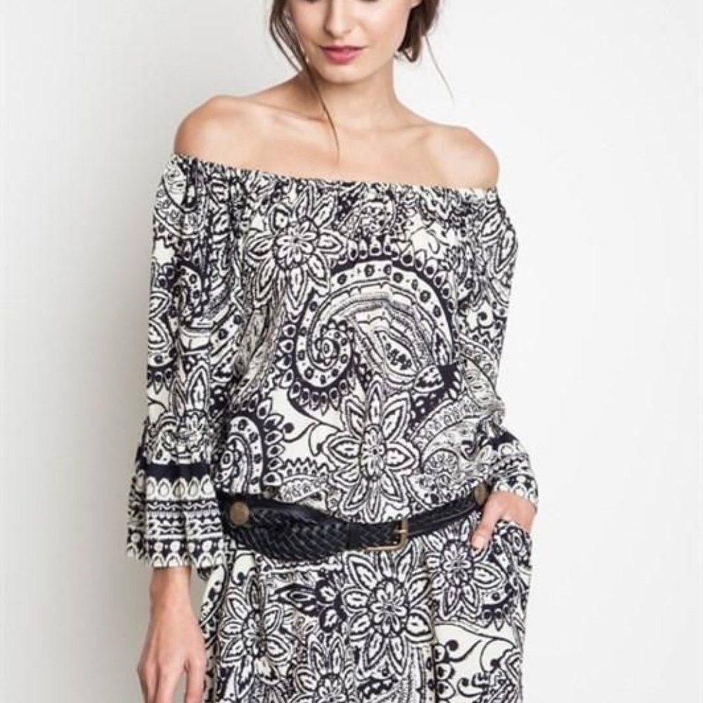 UMGEE Summer Dress / Off Shoulder Coverup Beachwear / Black + White Floral Print